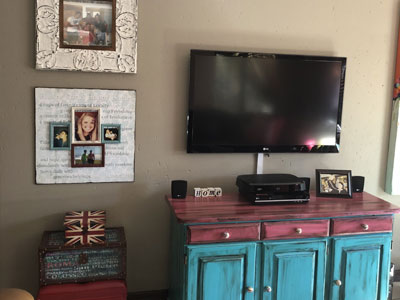 Visual Arts Interior - Ann's House